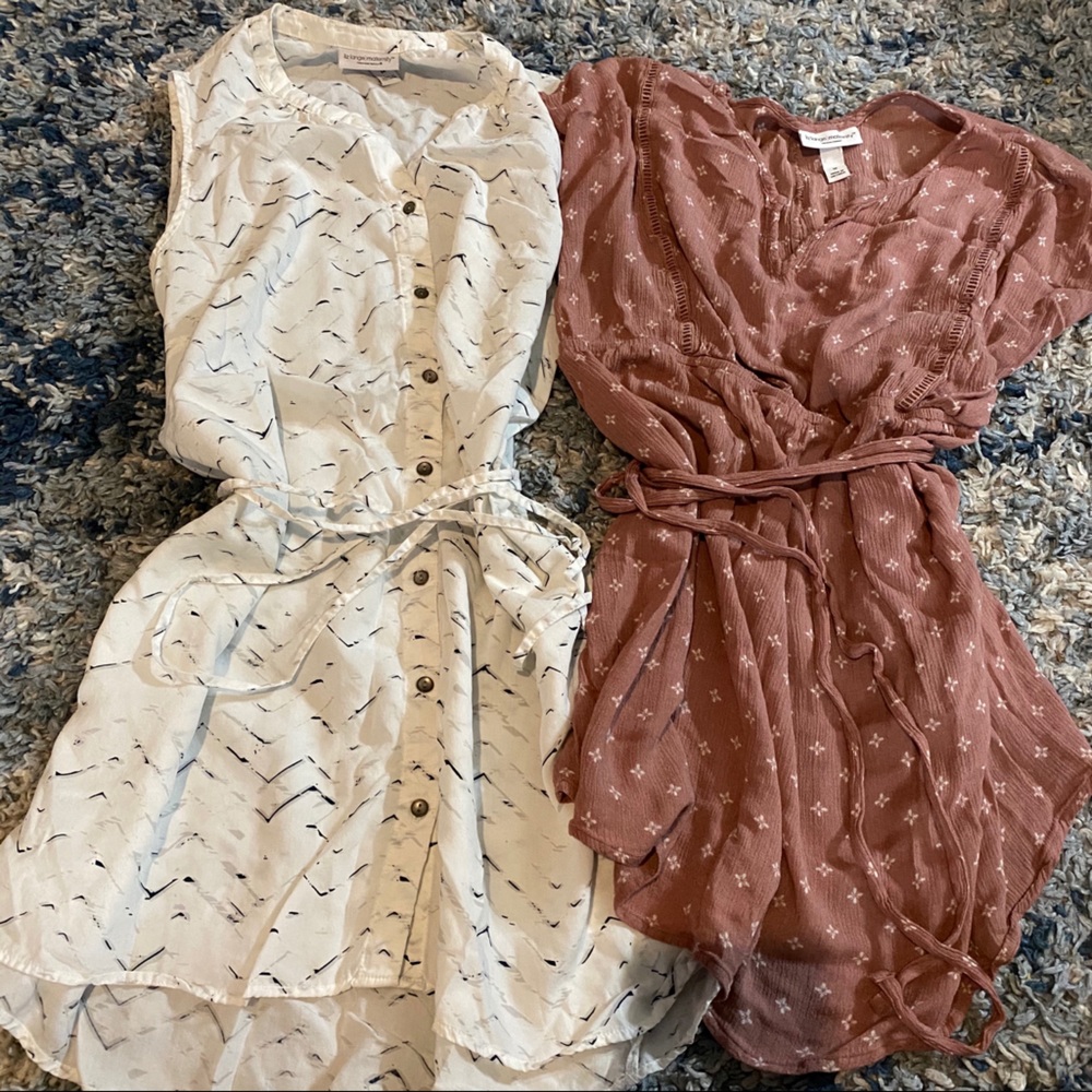 Maternity shirts Medium